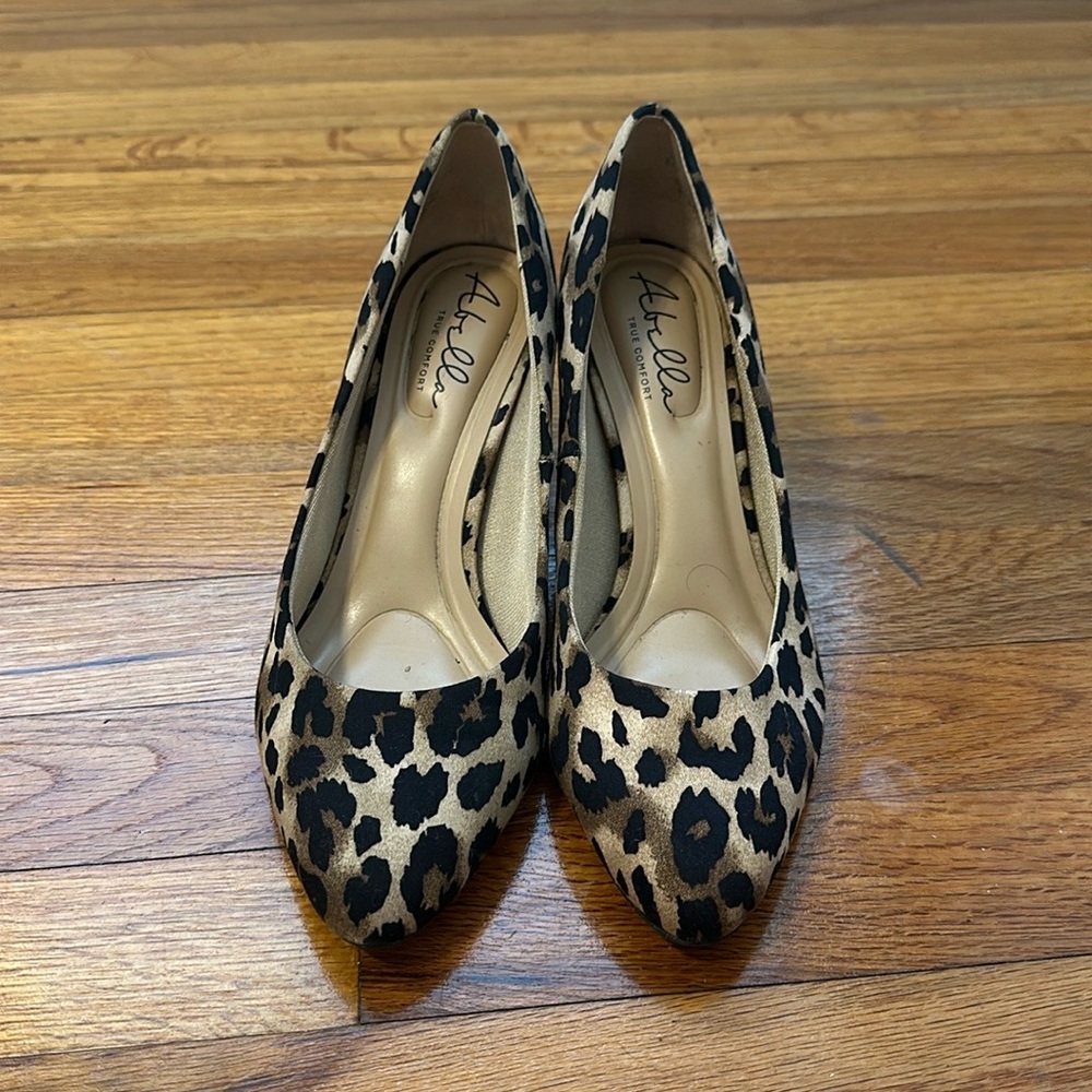 Leopard heels